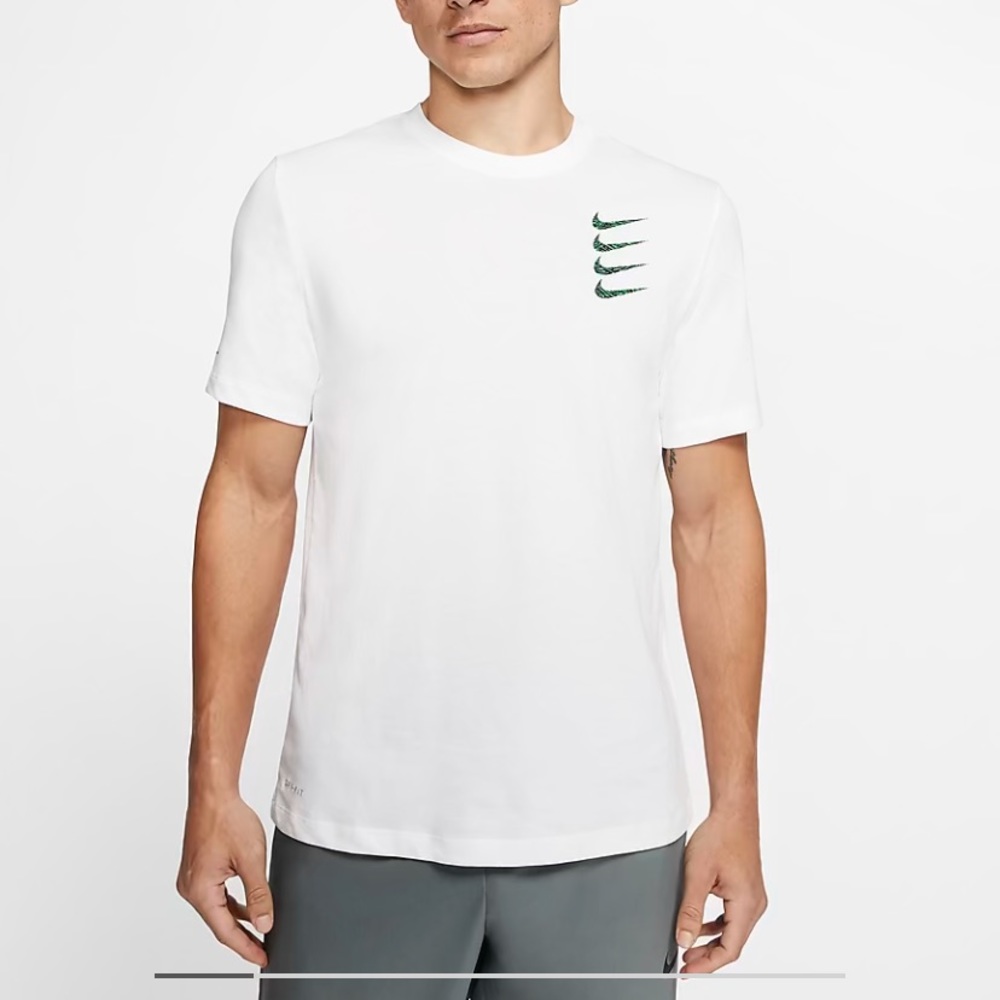 Nike Dri-FIT Graphic Tee